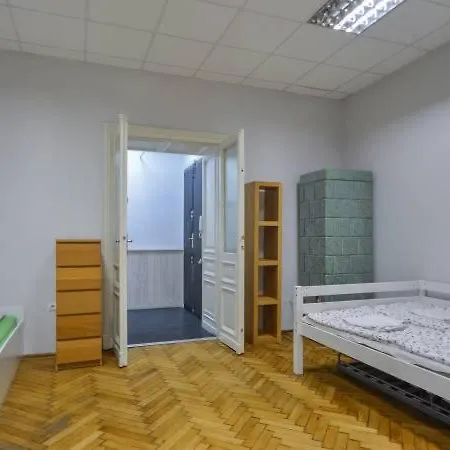 Apartman Yellow